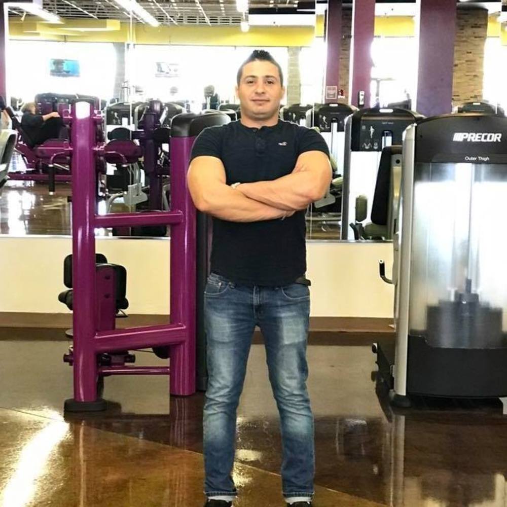 Meet your Posher, Karim